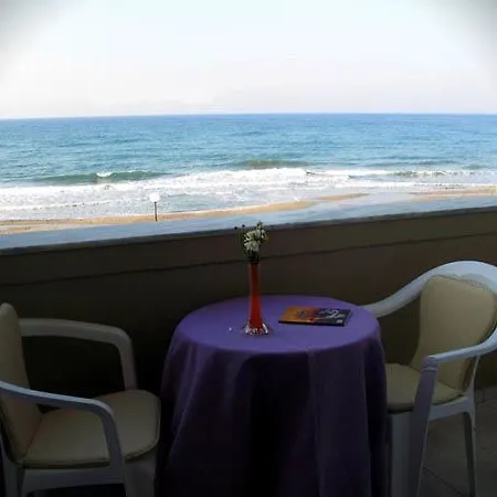 Golden Coast Seaside * Rethymno (Crete)